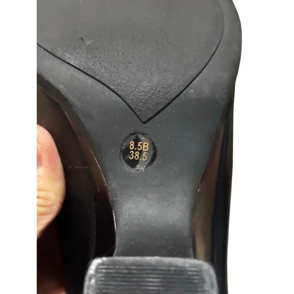 BCBGMaxaria black 8.5 wedge worn once euc like new